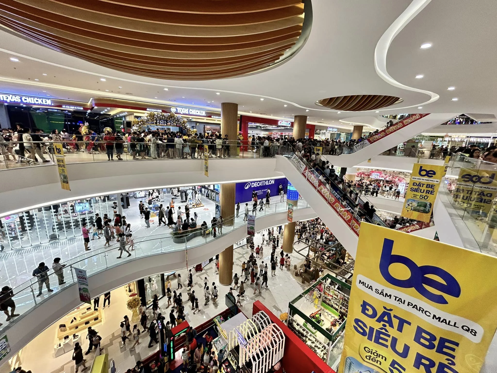 Parc Mall Quận 8 - Thiên đường mua sắm và ẩm thực mới toanh tại Sài Gòn