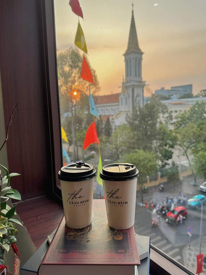 the lăng kính coffee nguyễn trãi quận 1