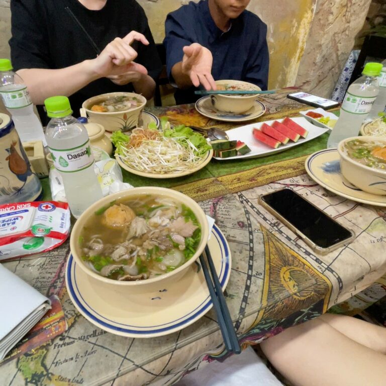Bún Bò Huế Nguyễn Công Trứ