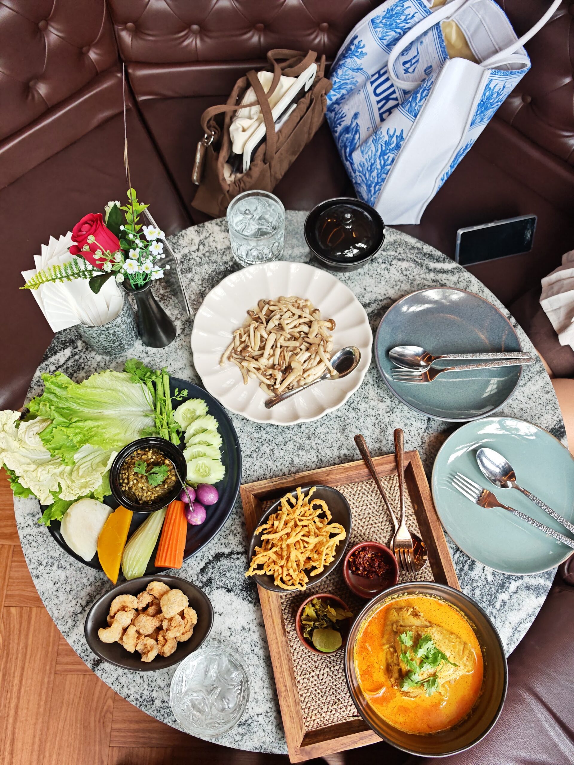 Cẩm Nang Ẩm Thực Chiang Mai: 15 Điểm