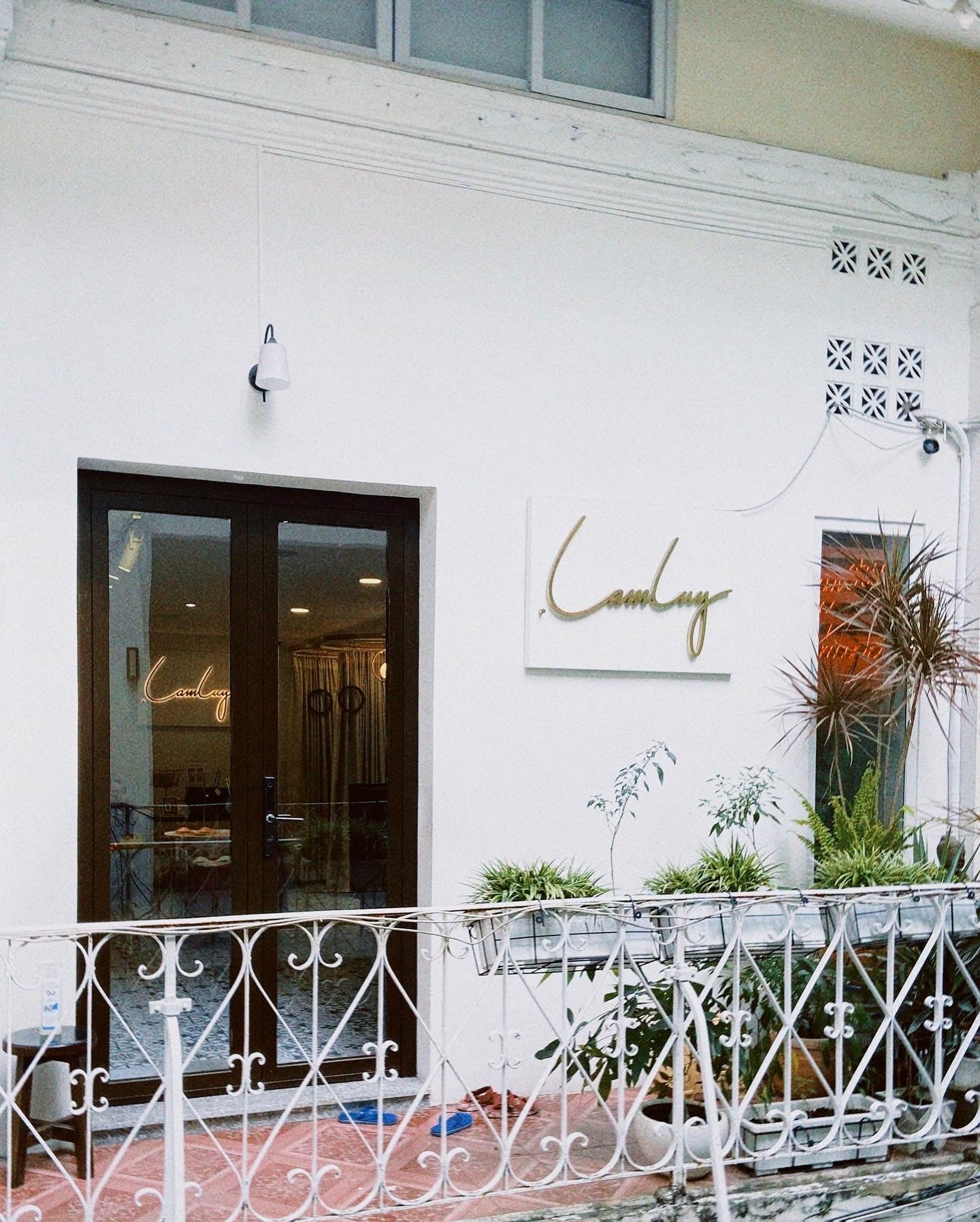 Lam Huy Đồ lót thiết kế thủ công