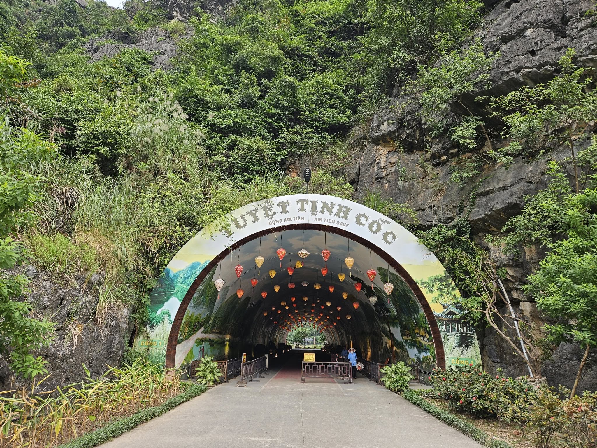 Tuyệt Tịnh Cốc (Động Am Tiên)