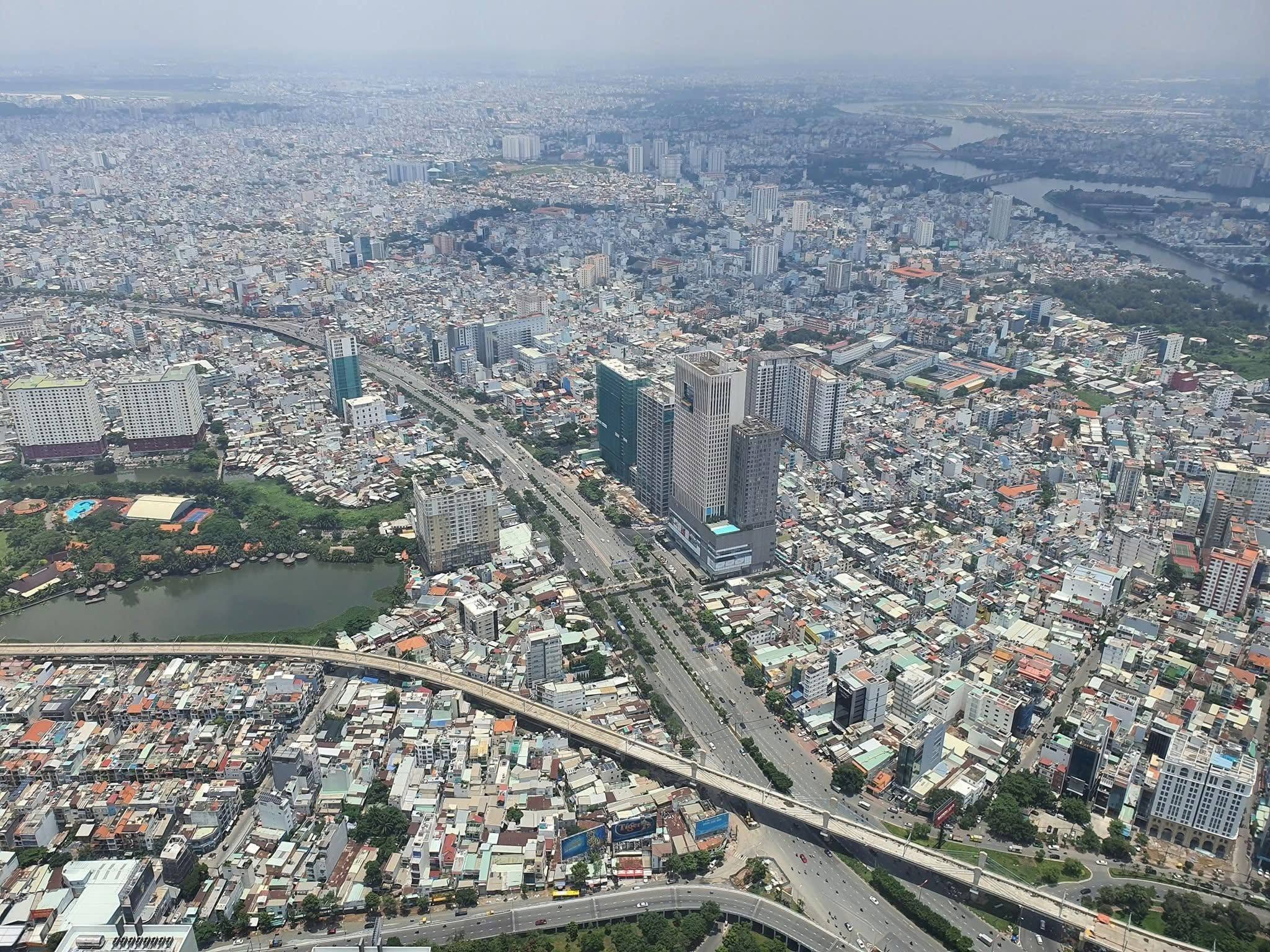 REVIEW NHÀ HÀNG USSINA – TẦNG 77 LANDMARK 81