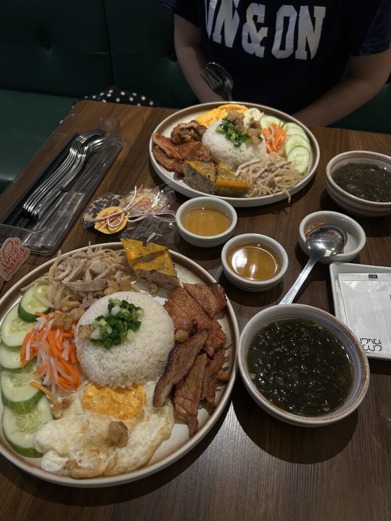 Cơm Tấm Múc - Vietnamese Broken Rice Restaurant