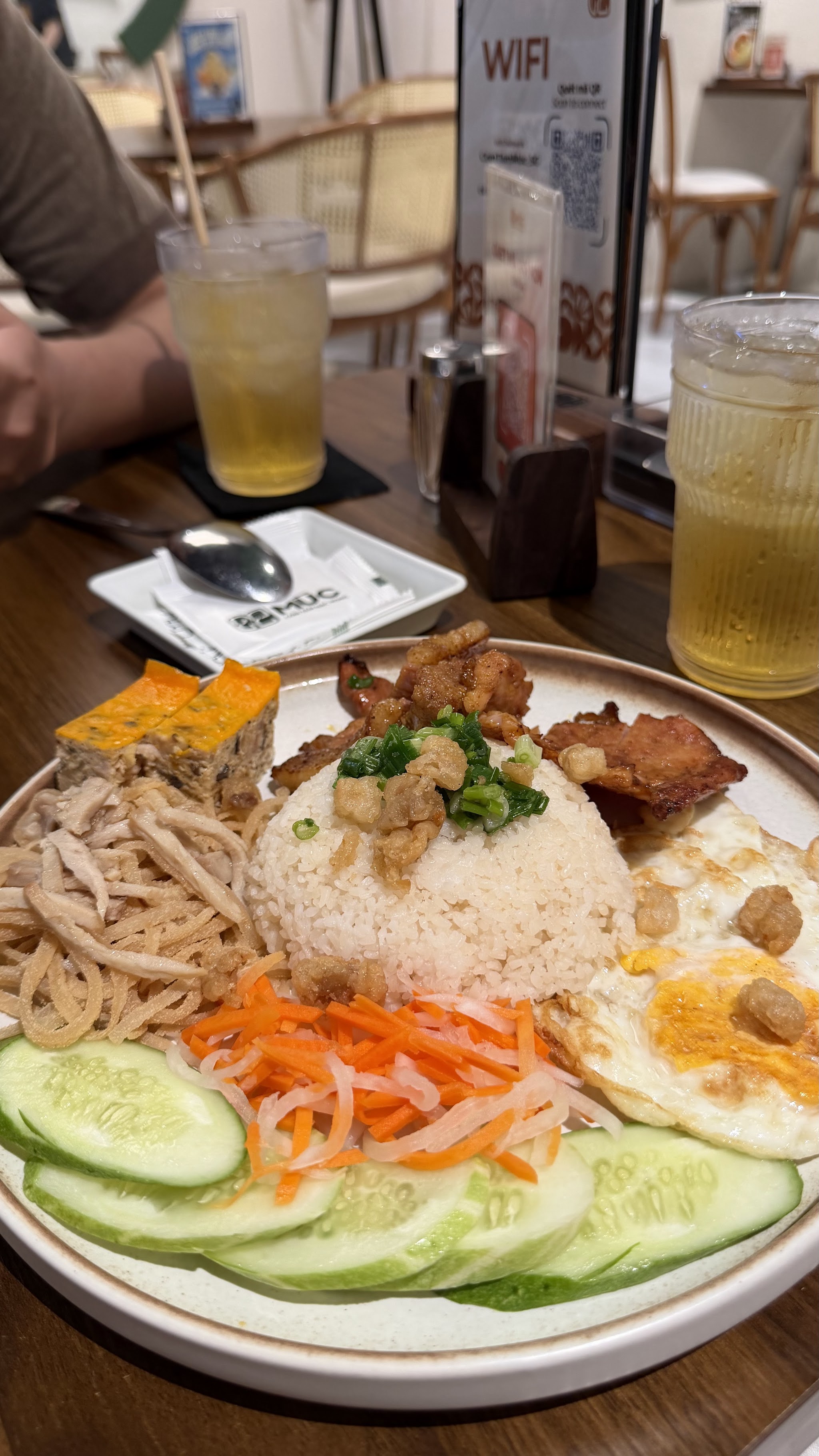Cơm Tấm Múc - Vietnamese Broken Rice Restaurant