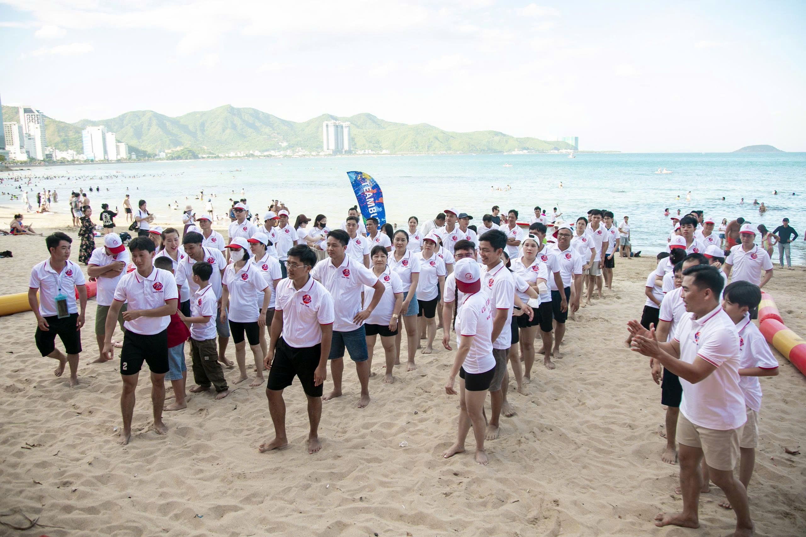 công ty tổ chức teambuilding du lịch đoàn việt du hcm