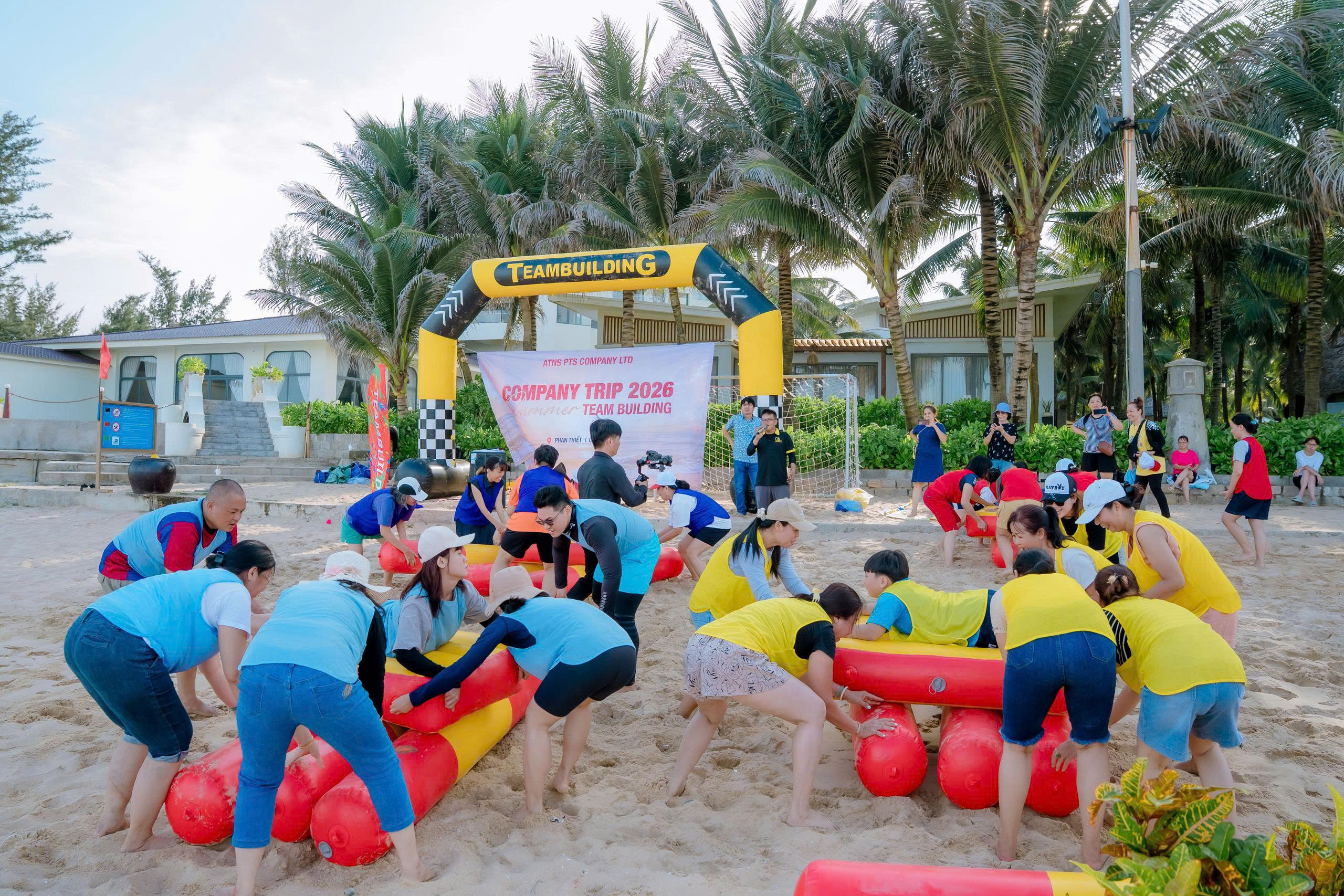 công ty tổ chức teambuilding du lịch đoàn việt du hcm
