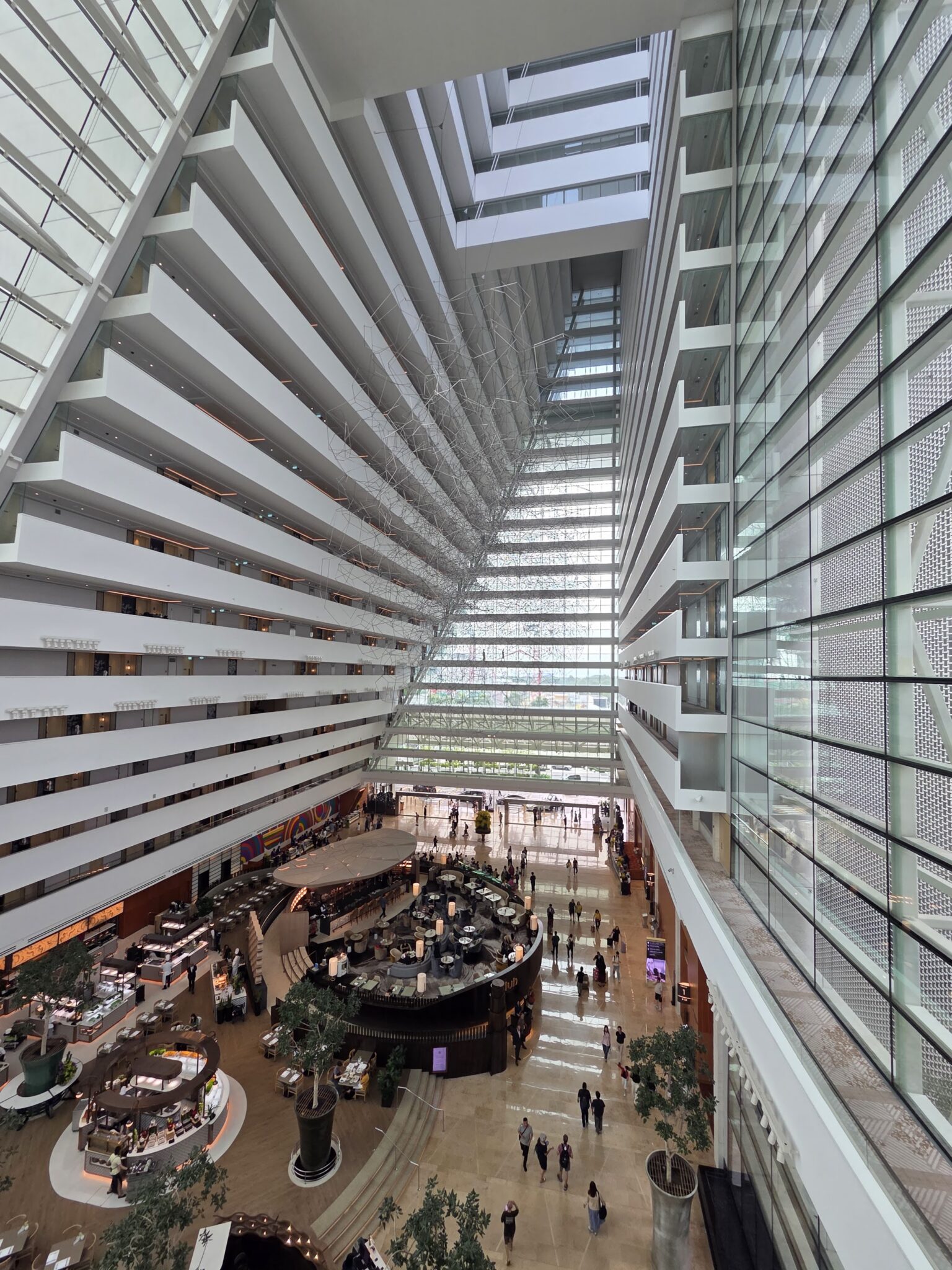 Trải Nghiệm Marina Bay Sands: Biểu Tượng Của Sự Sang Trọng và Đẳng Cấp Tại Singapore - 1