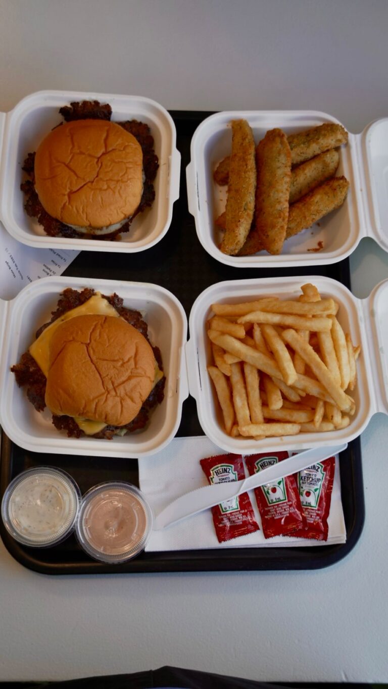 Mista Boiga | Toronto Burgers – 191 Geary Ave, Toronto