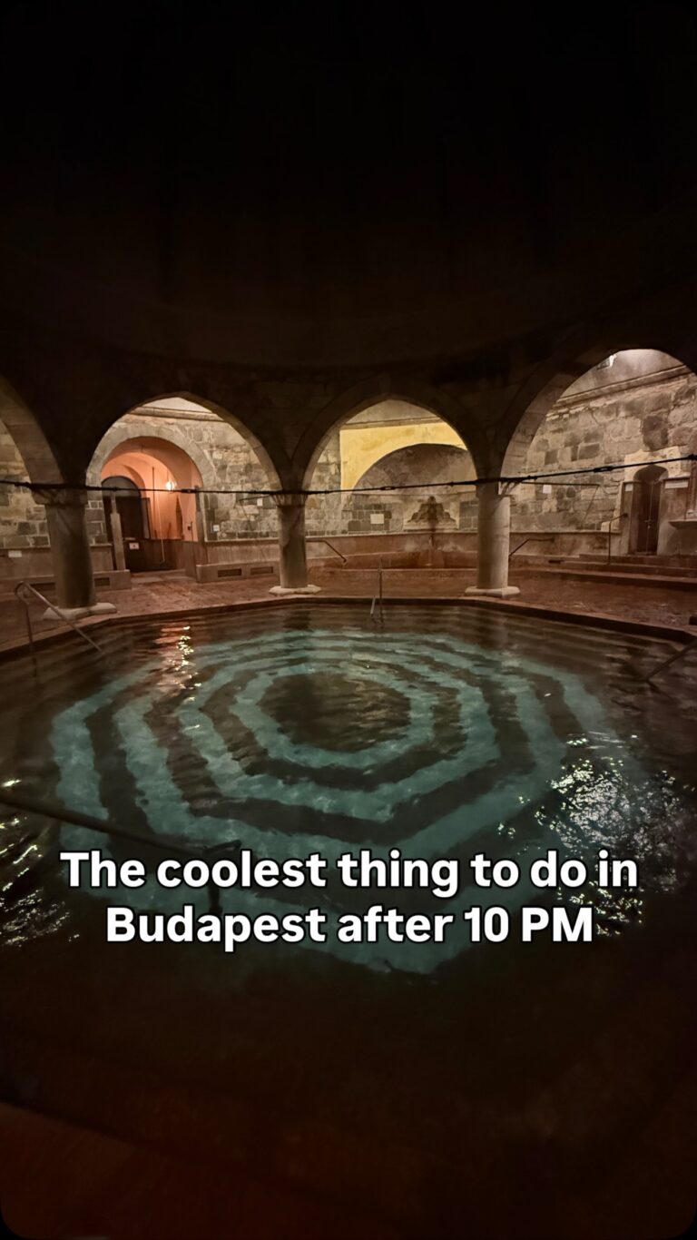 Rudas Baths (Döbrentei tér 9, Budapest)